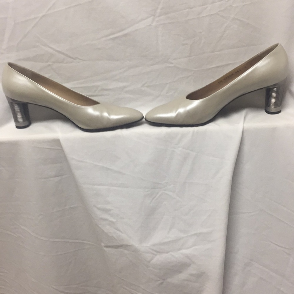 Salvatore Ferragamo platinum leather shoes